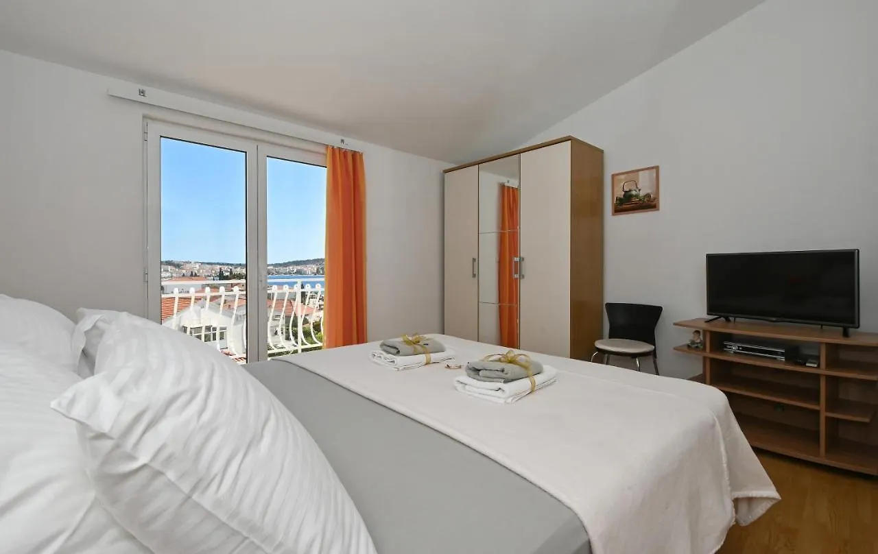 Apartments Ljube Trogir
