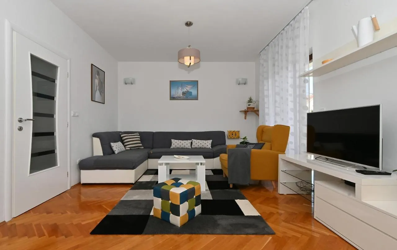 Apartments Ljube Trogir