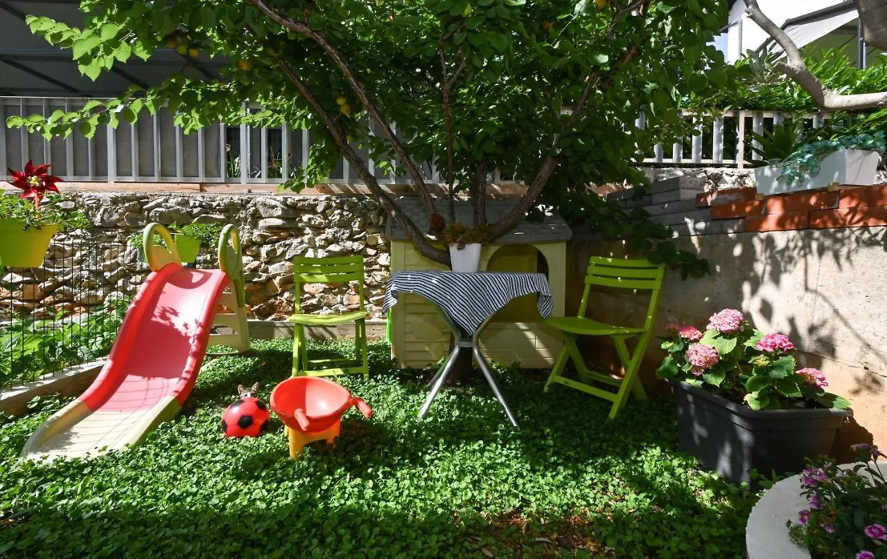 Apartments Ljube Trogir
