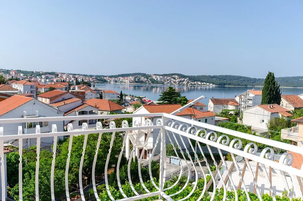 Apartments Ljube Trogir